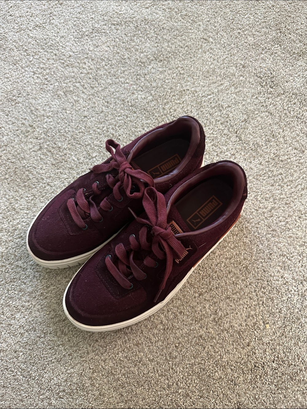 Puma Women's Suede Platform Sneaker - Burgundy Wine size 8